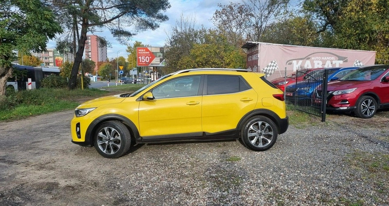 Kia Stonic cena 62700 przebieg: 64800, rok produkcji 2018 z Błaszki małe 301